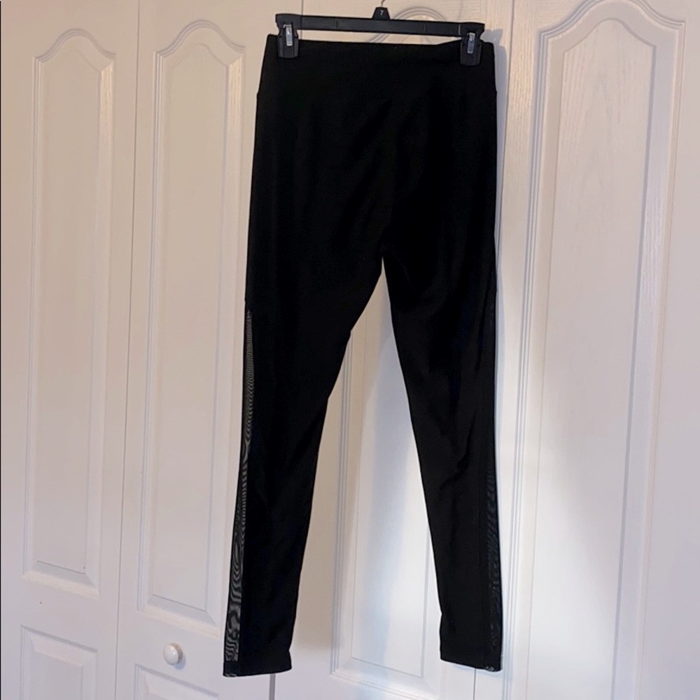 Black Leggings With Mesh Slit